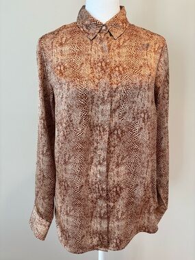 A New Day Long Sleeve Button Up Top Womens Small NWOT Animal Print